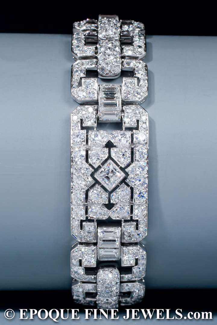 A very fine Art Deco diamond bracelet,